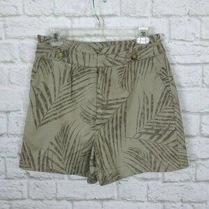 NWOT White House Black Market Shorts Palm Size 6